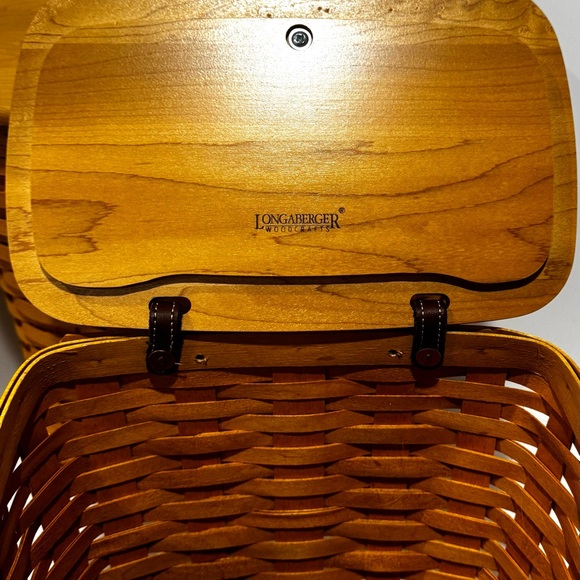 Longaberger Maple Wood Lidded Basket Set New - Picture 10 of 14